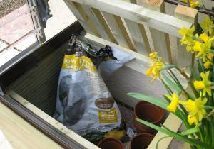 6ft Lean to Raised base including slats