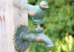 Wren ornamental garden tap
