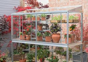 Exbury Grohouse with automatic louvre vent