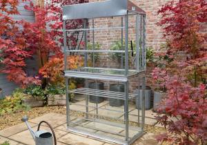 Back of freestanding Hampton