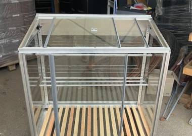 Protoype Mobile Harlow 3’4″ growhouse – Assembled so collection only