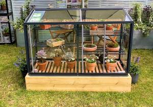 BB2 with 2-tier raised base
