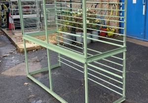 EX SHOW COTSWOLD GREEN Hampton-D 6’ 5” lean to Mini greenhouse PLUS AUTO LOUVRE – ASSEMBLED SO COLLECTION ONLY